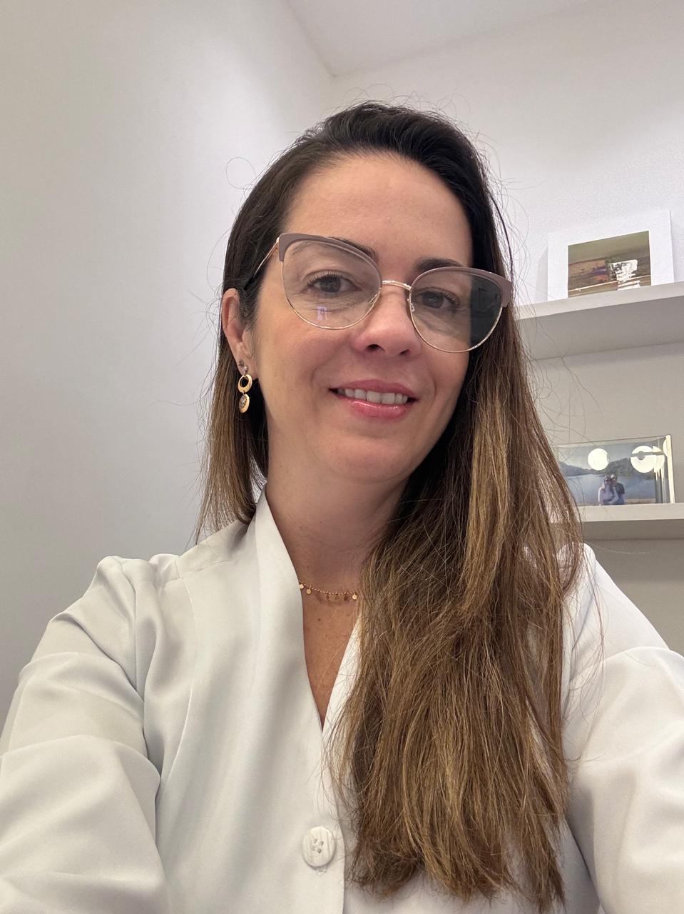 Dra. Roberta Olivero - Dermatologista